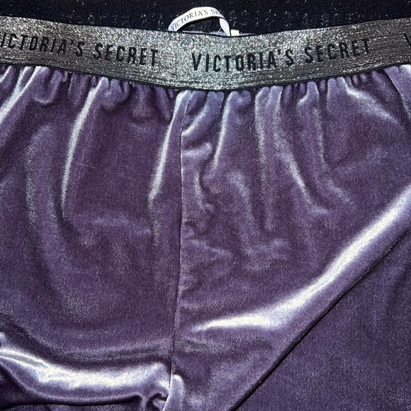Victoria’s Secret Velvet Leggings - Picture 4 of 9